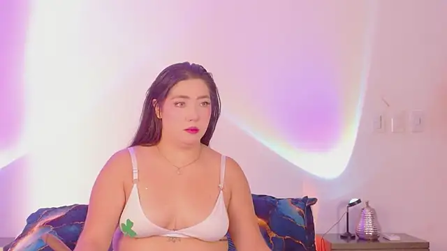 Snapshot of Hannah-Prada chatting on June 24, 11:31 am Hannah-Prada online show from June 24, 11:31 am