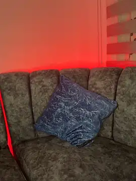 LARIISSAEVANS online show from June 12, 2:21 am