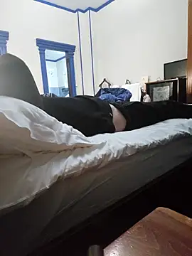 Snapshot of sk8brd_snwbrd_no_snitch chatting on February 18, 1:01 am sk8brd snwbrd no snitch online show from February 18, 1:01 am