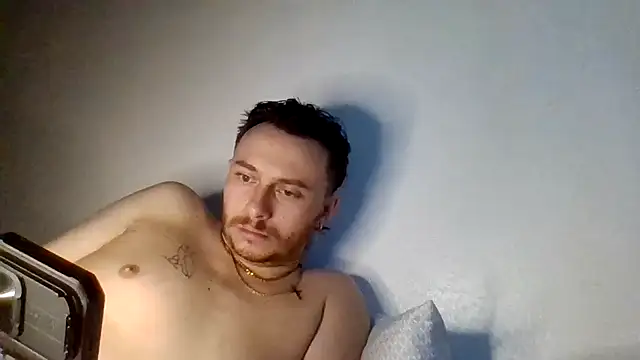 Tallhungandcloudy online show from March 9, 7:07 pm