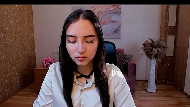 Snapshot of Effy_Royse chatting on February 28, 6:36 am Effy Royse online show from February 28, 6:36 am