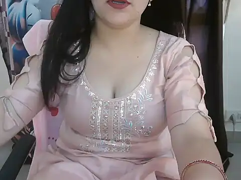 Snapshot of _chitranshi chatting on May 30, 5:37 am chitranshi online show from May 30, 5:37 am