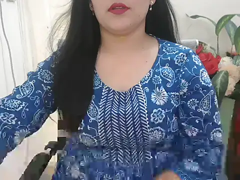 Snapshot of _chitranshi chatting on June 6, 4:50 am chitranshi online show from June 6, 4:50 am