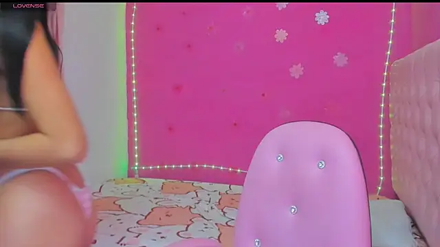 Snapshot of Anastasiavosse chatting on February 25, 5:06 am Anastasiavosse online show from February 25, 5:06 am