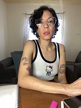 Snapshot of JeanneDuval8888 chatting on March 2, 12:46 am JeanneDuval8888 online show from March 2, 12:46 am