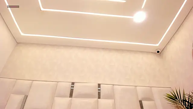 Nylaharris online show from March 15, 8:37 pm