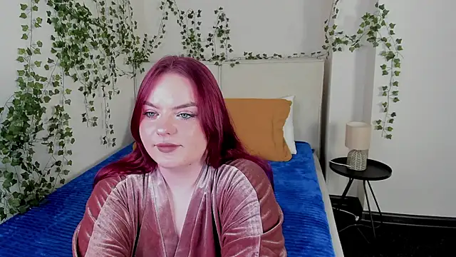 Snapshot of Aura_Sin chatting on April 4, 8:56 am Aura Sin online show from April 4, 8:56 am