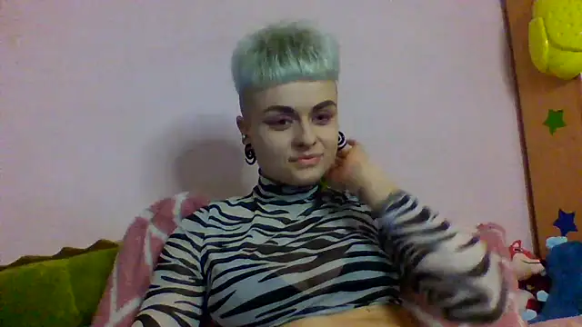 AlisaDear257 online show from March 18, 1:14 pm