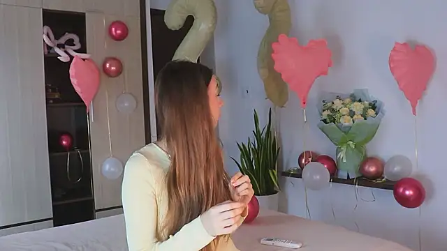 Your Alisaa online show from March 14, 2:39 am