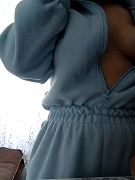 Snapshot of HornyCumBitch chatting on February 10, 1:26 pm HornyCumBitch online show from February 10, 1:26 pm