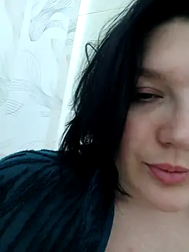 Snapshot of HornyCumBitch chatting on February 28, 8:21 pm HornyCumBitch online show from February 28, 8:21 pm