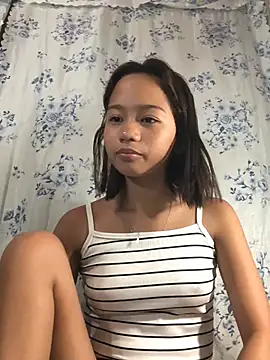 Asianpinay Skinny1818 online show from June 23, 9:57 pm
