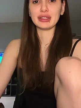 Snapshot of SoftLolly chatting on March 17, 8:12 pm SoftLolly online show from March 17, 8:12 pm