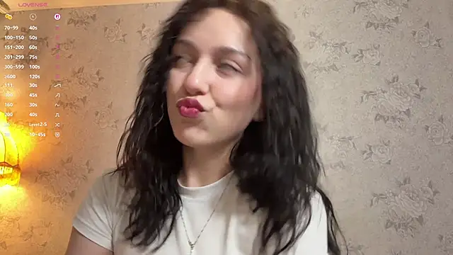 Snapshot of ShawnaBree chatting on February 27, 8:09 pm ShawnaBree online show from February 27, 8:09 pm