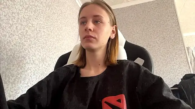 Snapshot of Sweety_Burger chatting on February 26, 10:14 am Sweety Burger online show from February 26, 10:14 am