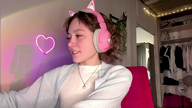 SlunkRear online show from April 14, 10:05 pm