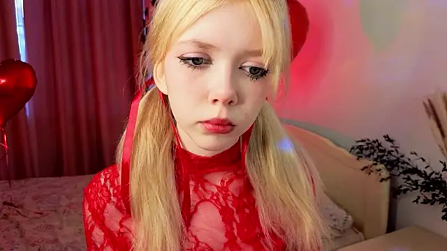 Snapshot of Rochelle_kitty chatting on February 14, 12:46 pm Rochelle kitty online show from February 14, 12:46 pm