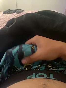 Snapshot of tuloncitoylk chatting on February 11, 11:48 am tuloncitoylk online show from February 11, 11:48 am