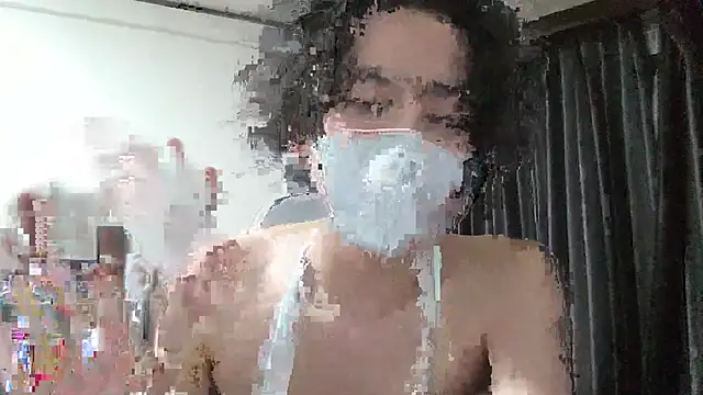 Snapshot of raitokun5555 chatting on May 9, 12:10 pm raitokun5555 online show from May 9, 12:10 pm