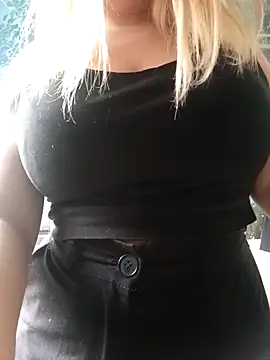 EvaTallor online show from April 7, 9:10 am