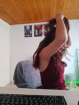 Snapshot of gris26 chatting on March 3, 1:06 pm gris26 online show from March 3, 1:06 pm