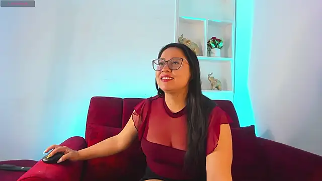 Snapshot of Eliana_jhones_ chatting on March 2, 11:50 am Eliana jhones online show from March 2, 11:50 am