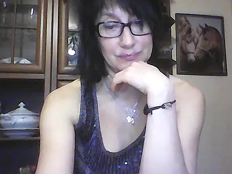 Snapshot of Vlastelina chatting on February 17, 7:05 am Vlastelina online show from February 17, 7:05 am