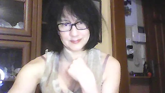 Snapshot of Vlastelina chatting on February 19, 6:48 pm Vlastelina online show from February 19, 6:48 pm