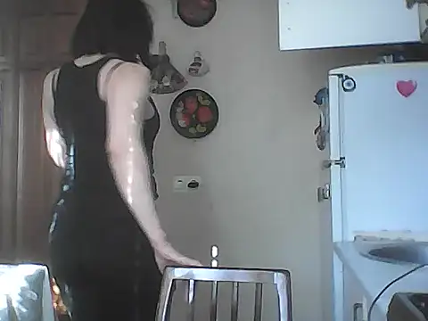 Snapshot of Vlastelina chatting on February 22, 8:13 am Vlastelina online show from February 22, 8:13 am