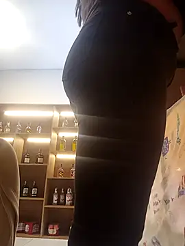 eva vidal  online show from April 30, 4:57 pm