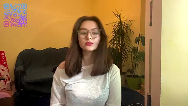 Ashleymons online show from February 18, 6:15 pm