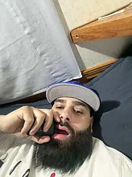 Snapshot of Mandingojay9 chatting on February 15, 12:18 am Mandingojay9 online show from February 15, 12:18 am