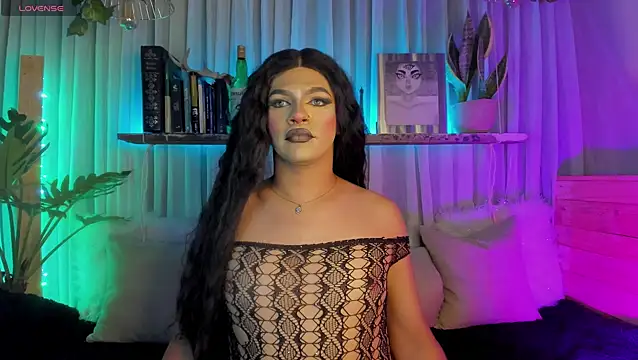 Snapshot of Miss-liaa chatting on February 20, 11:49 pm Miss-liaa online show from February 20, 11:49 pm