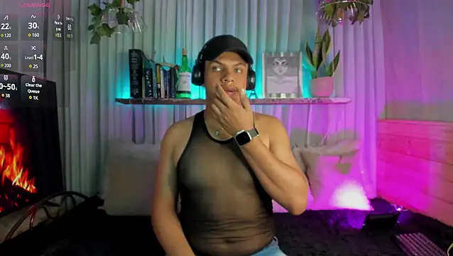 Snapshot of Miss-liaa chatting on March 1, 3:03 pm Miss-liaa online show from March 1, 3:03 pm