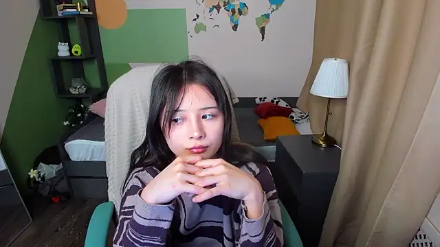 Snapshot of May_Ling chatting on February 19, 8:49 pm May Ling online show from February 19, 8:49 pm