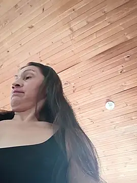 Layla Zaid online show from June 2, 2:08 pm