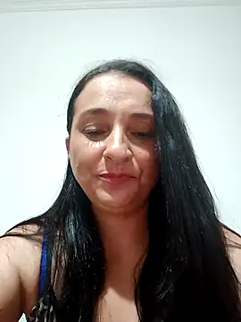 luamel2126 online show from February 12, 10:49 pm