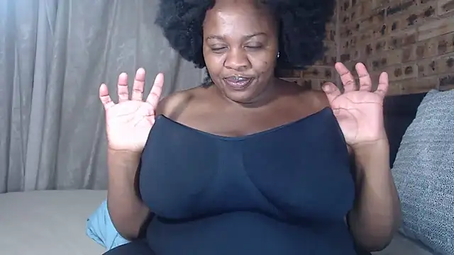 BIGBOOTYXX29 online show from November 3, 6:53 pm