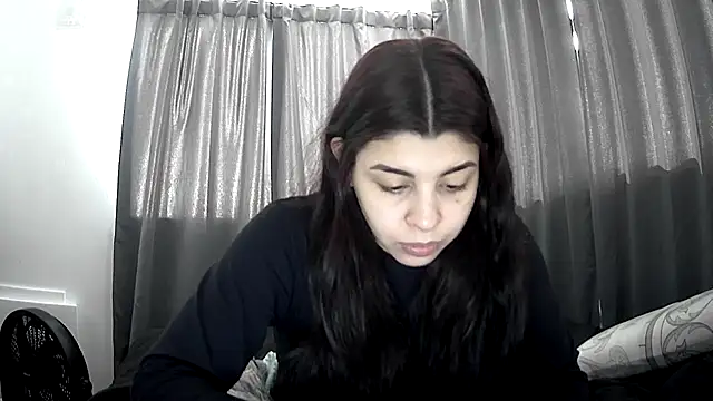 Snapshot of violetazein7 chatting on May 21, 5:42 pm violetazein7 online show from May 21, 5:42 pm