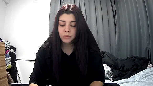 Snapshot of violetazein7 chatting on May 22, 11:10 pm violetazein7 online show from May 22, 11:10 pm