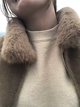 Snapshot of newbaby1 chatting on February 11, 7:13 am newbaby1 online show from February 11, 7:13 am