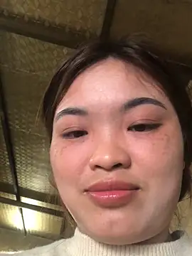 Snapshot of newbaby1 chatting on February 22, 6:46 am newbaby1 online show from February 22, 6:46 am