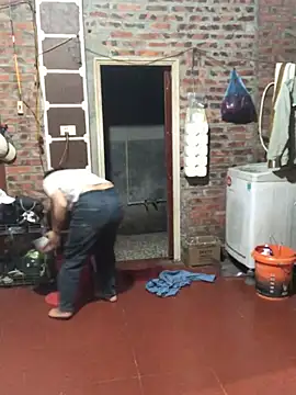 newbaby1 online show from March 8, 9:57 am