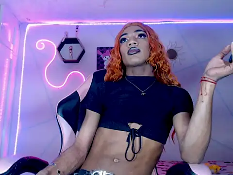 Snapshot of Violeta_R_ chatting on March 1, 4:03 am Violeta R online show from March 1, 4:03 am