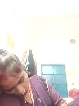 Snapshot of Anjli_hote chatting on February 13, 6:48 pm Anjli hote online show from February 13, 6:48 pm