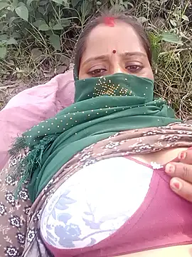 Snapshot of Pallavi_hote chatting on February 23, 6:11 am Pallavi hote online show from February 23, 6:11 am