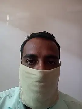 Snapshot of kuldeep12341 chatting on March 1, 6:26 am kuldeep12341 online show from March 1, 6:26 am