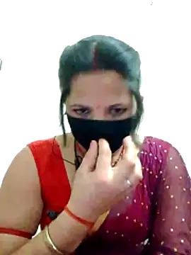 Snapshot of karishma_Bhabhi chatting on February 17, 4:24 pm karishma Bhabhi online show from February 17, 4:24 pm