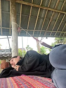 Snapshot of fairy_bell chatting on February 22, 1:51 am fairy bell online show from February 22, 1:51 am