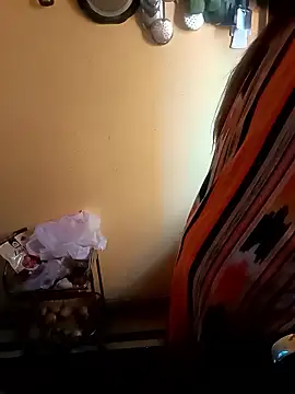 Snapshot of 02Roshni chatting on February 21, 8:04 am 02Roshni online show from February 21, 8:04 am